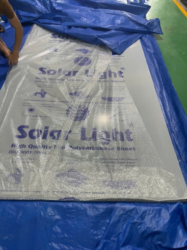 Tấm Polycarbonate Solarlight thật tuyệt