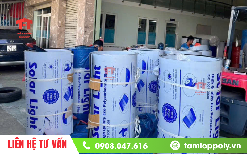 Toàn Thắng cung cấp tấm poly solar light toàn quốc