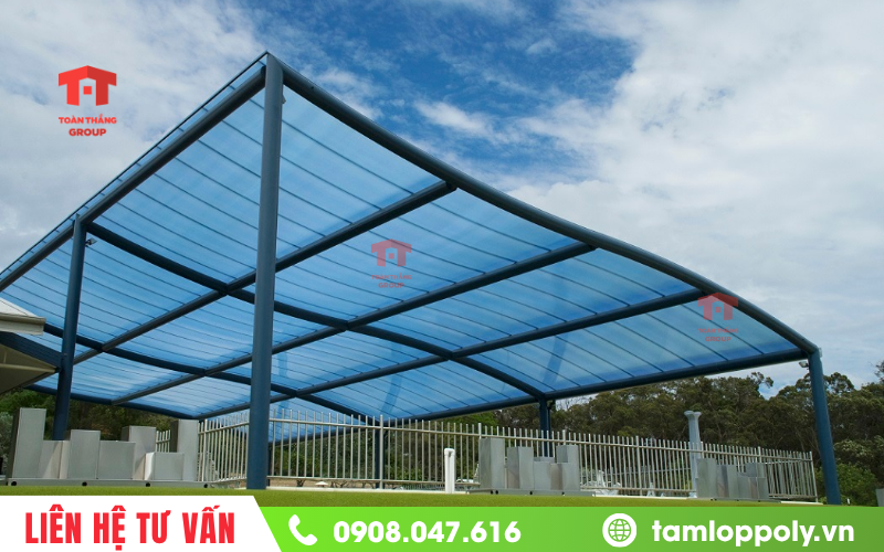 Tấm Polycarbonate 4mm