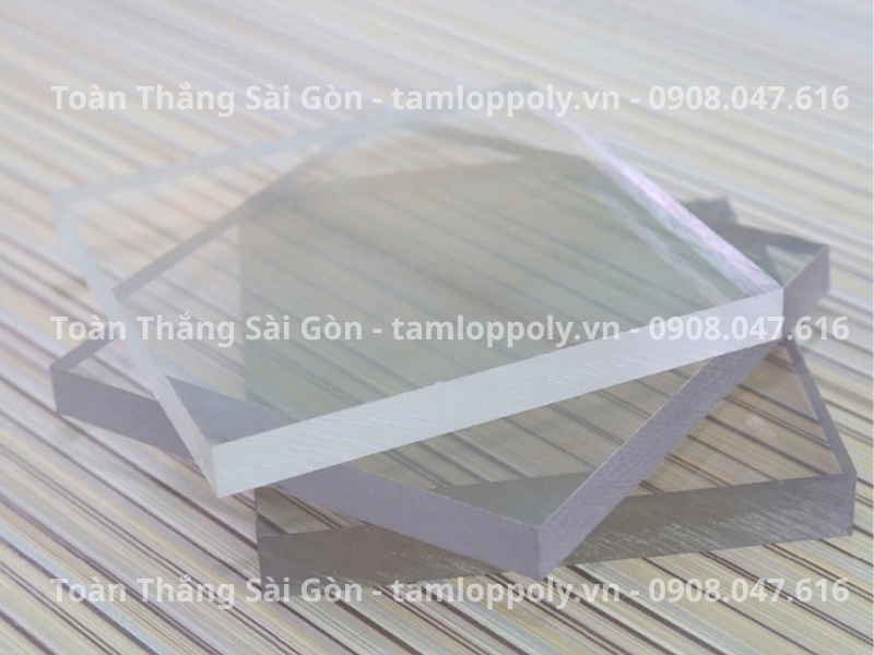 poly đặc solar light 10mm