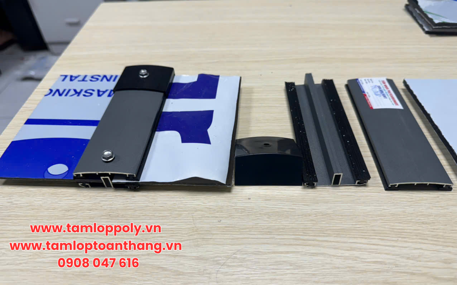 cấu tạo của nẹp TOTA thi công poly